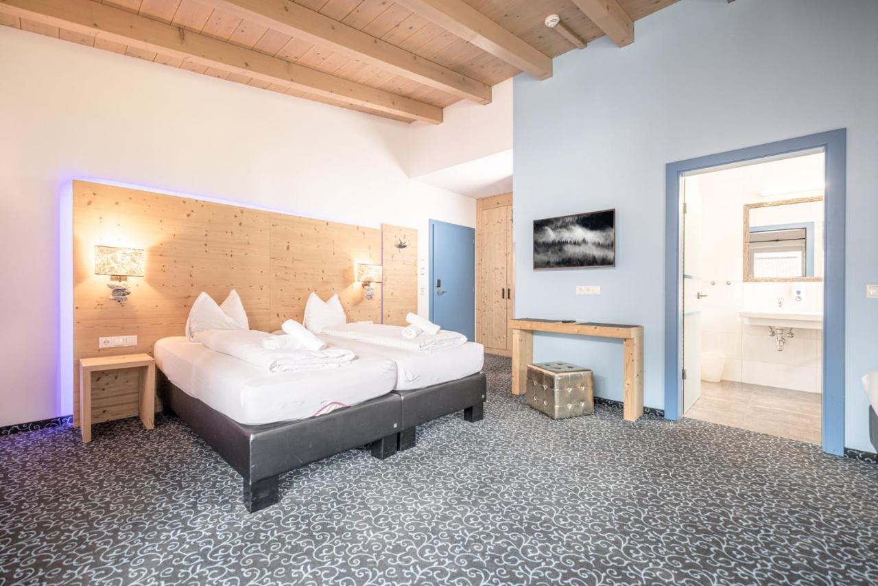 Harakiri Lodgings Und Apresski Mayrhofen Esterno foto