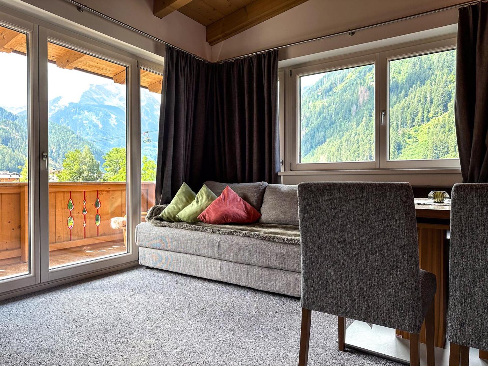Harakiri Lodgings Und Apresski Mayrhofen Esterno foto
