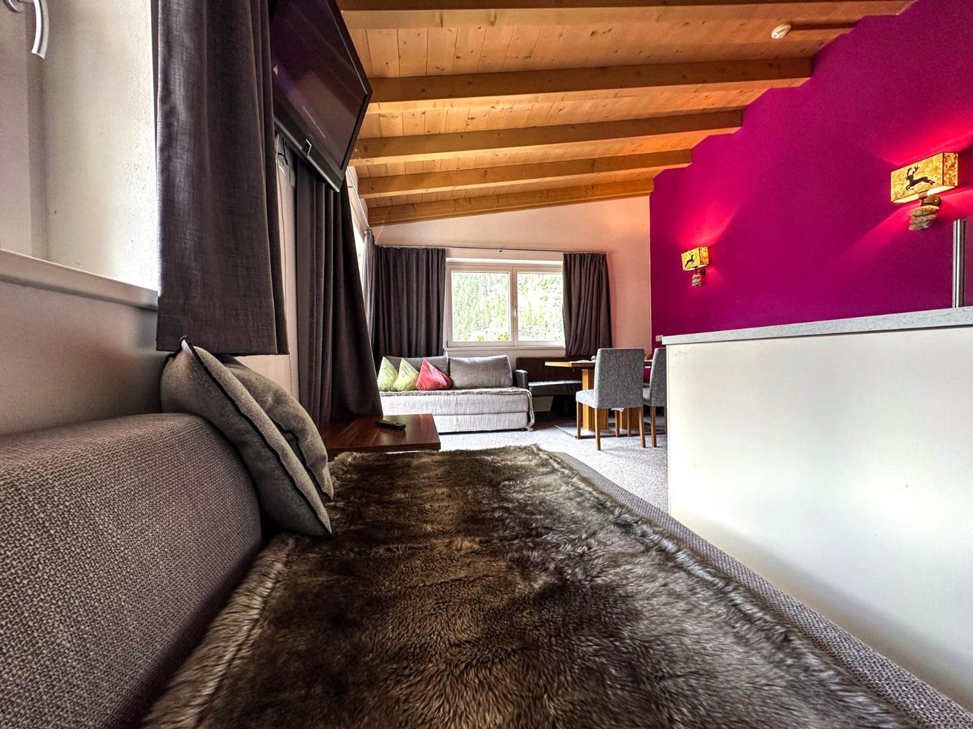Harakiri Lodgings Und Apresski Mayrhofen Esterno foto